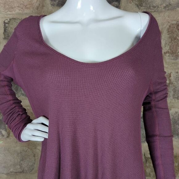We The Free Malibu Purple Long Sleeve Thermal Top Woman's Size Medium OB8521803 - Picture 3 of 14